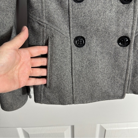 Guess double breasted wool blend jacket, size XS, gray, fitted, professional - Picture 6 of 11
